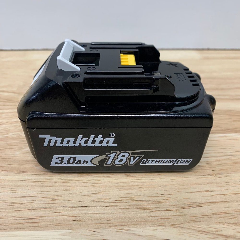 🆕 Makita *Authentic*  BL1830B 18V LXT Lithium-Ion 3.0Ah Battery